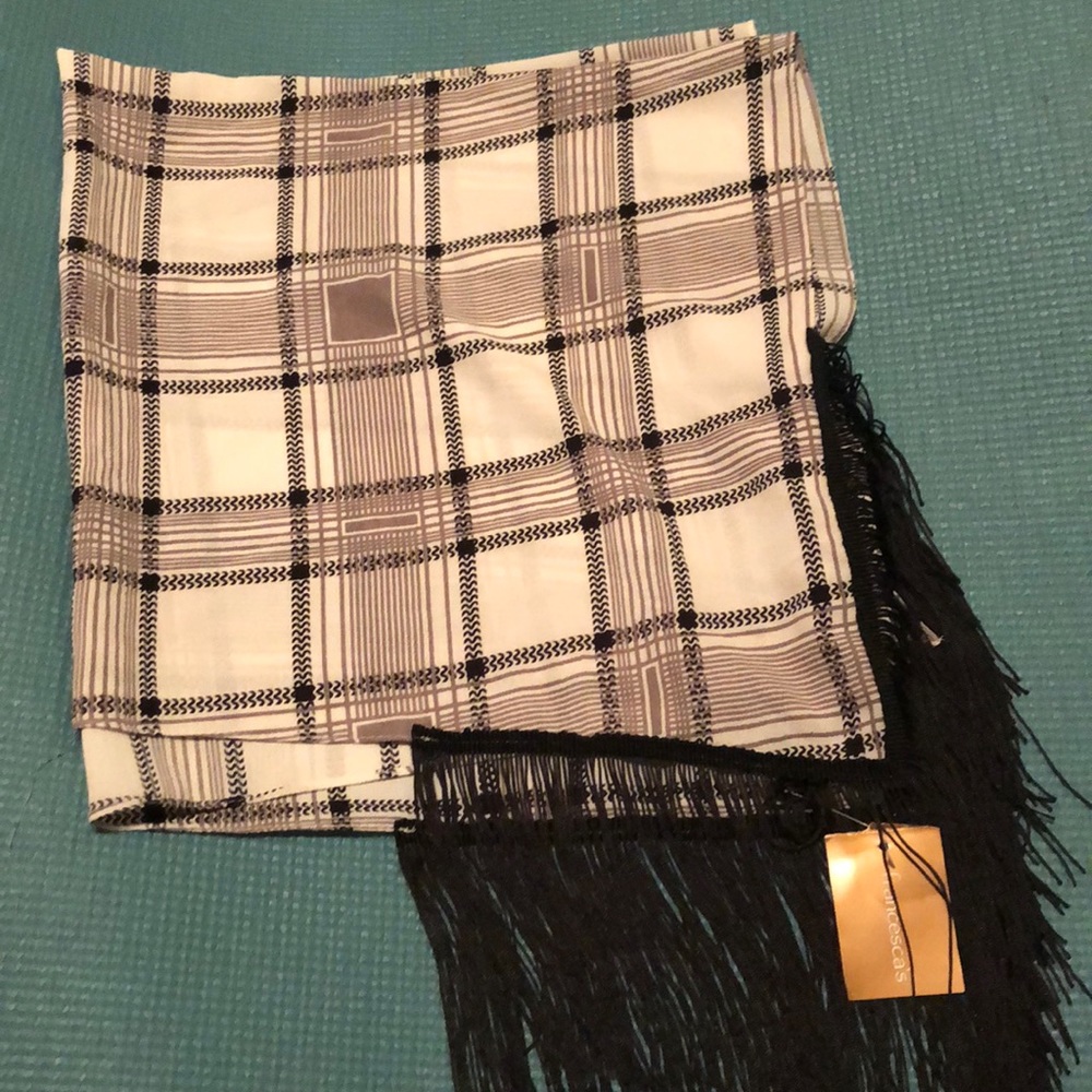 Scarf - Picture 2 of 4